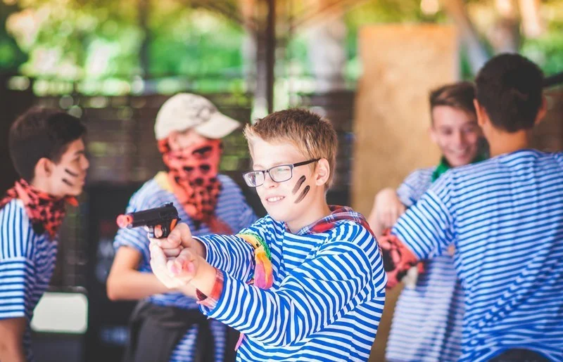 Quest for a teenager in Zaporizhzhia.