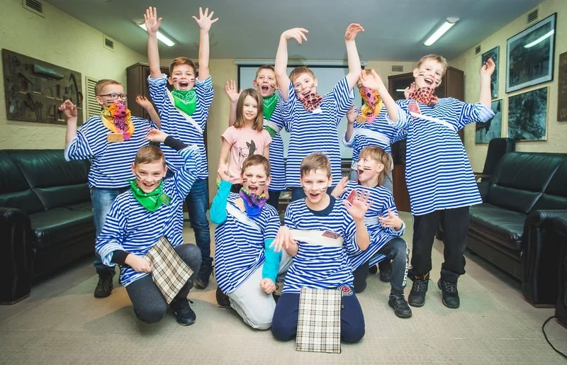 Quest for a teenager in Zaporizhzhia.